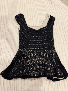 Sleeveless Black Lace Peplum Top